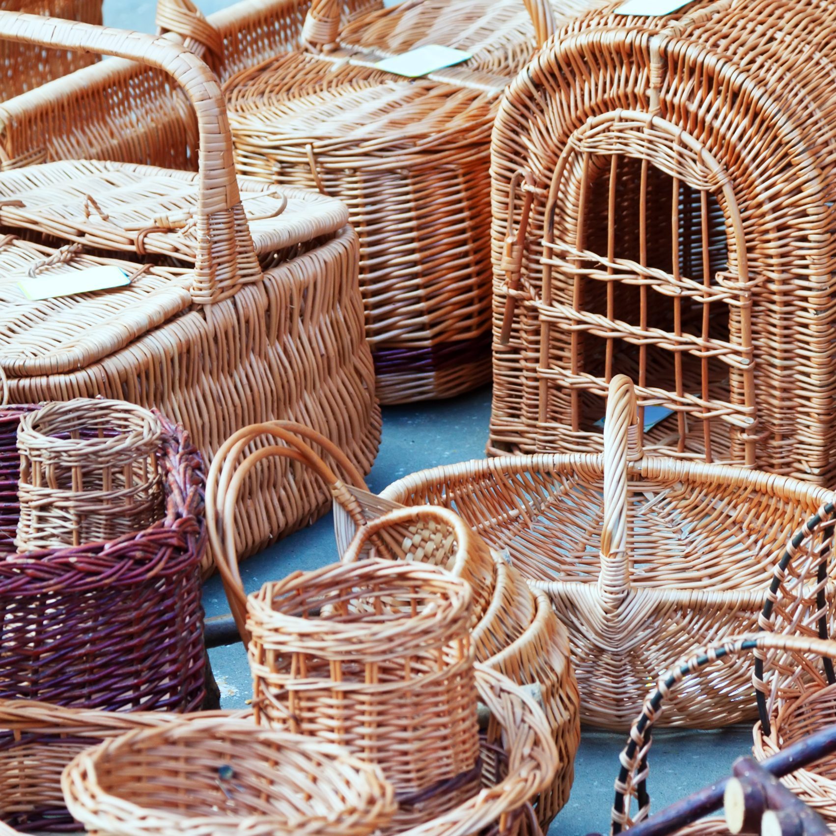 wicker-baskets-scaled-e1680680026281